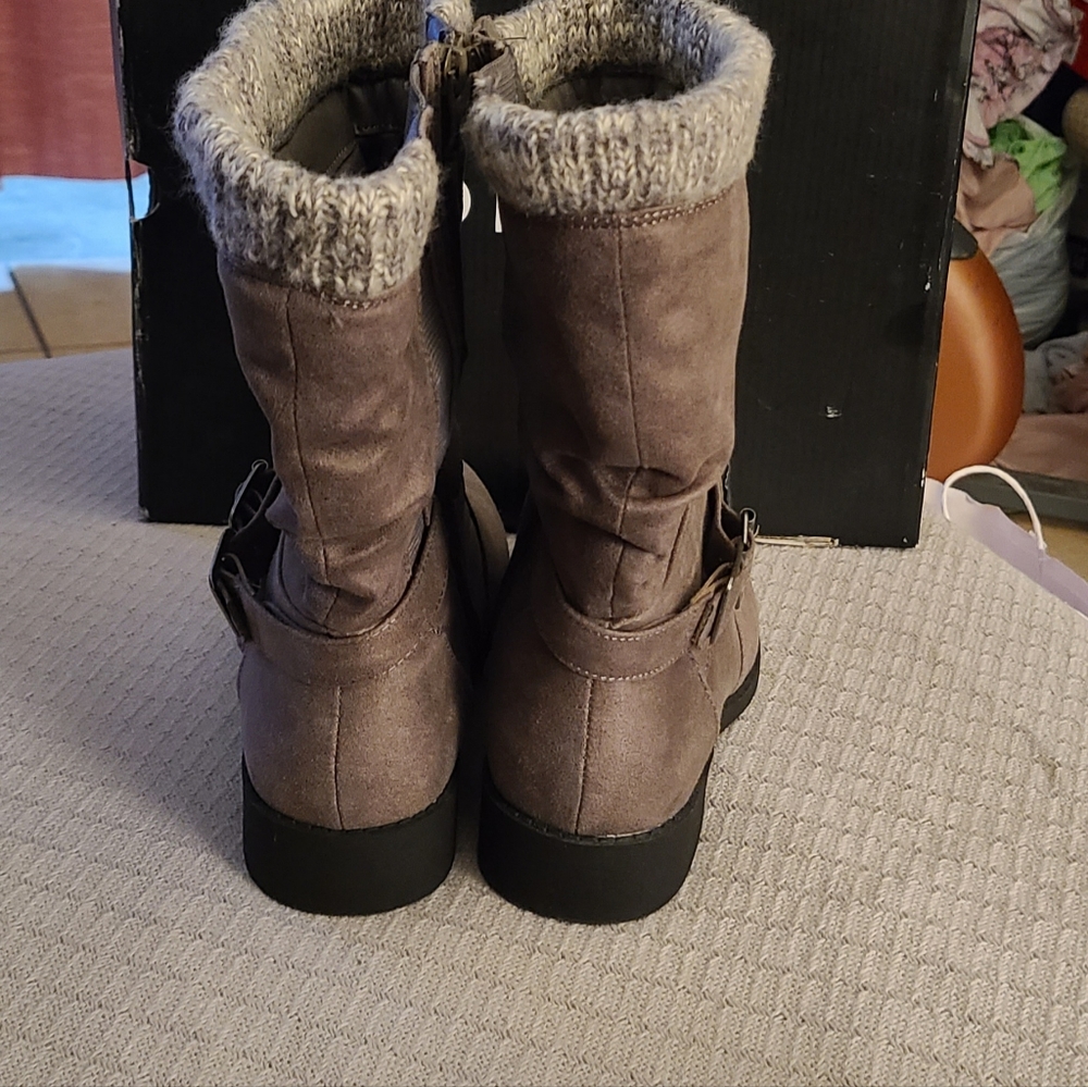 Torrid boots - Picture 3 of 4